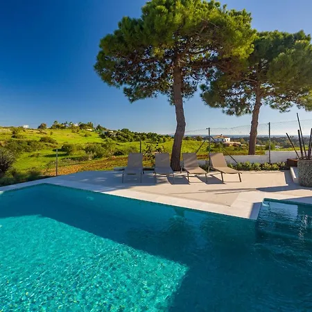 Villa Adelfas 65 * Εστεπόνα