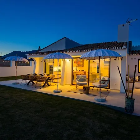 Βίλα Villa Adelfas 65 *